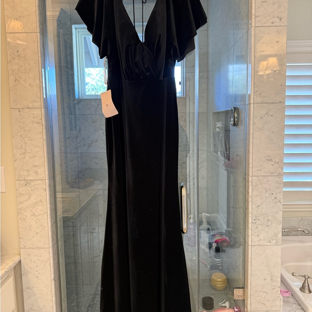 Jenny Yoo Ellis Flutter-Sleeve Open-Back Stretch Velvet Gown
